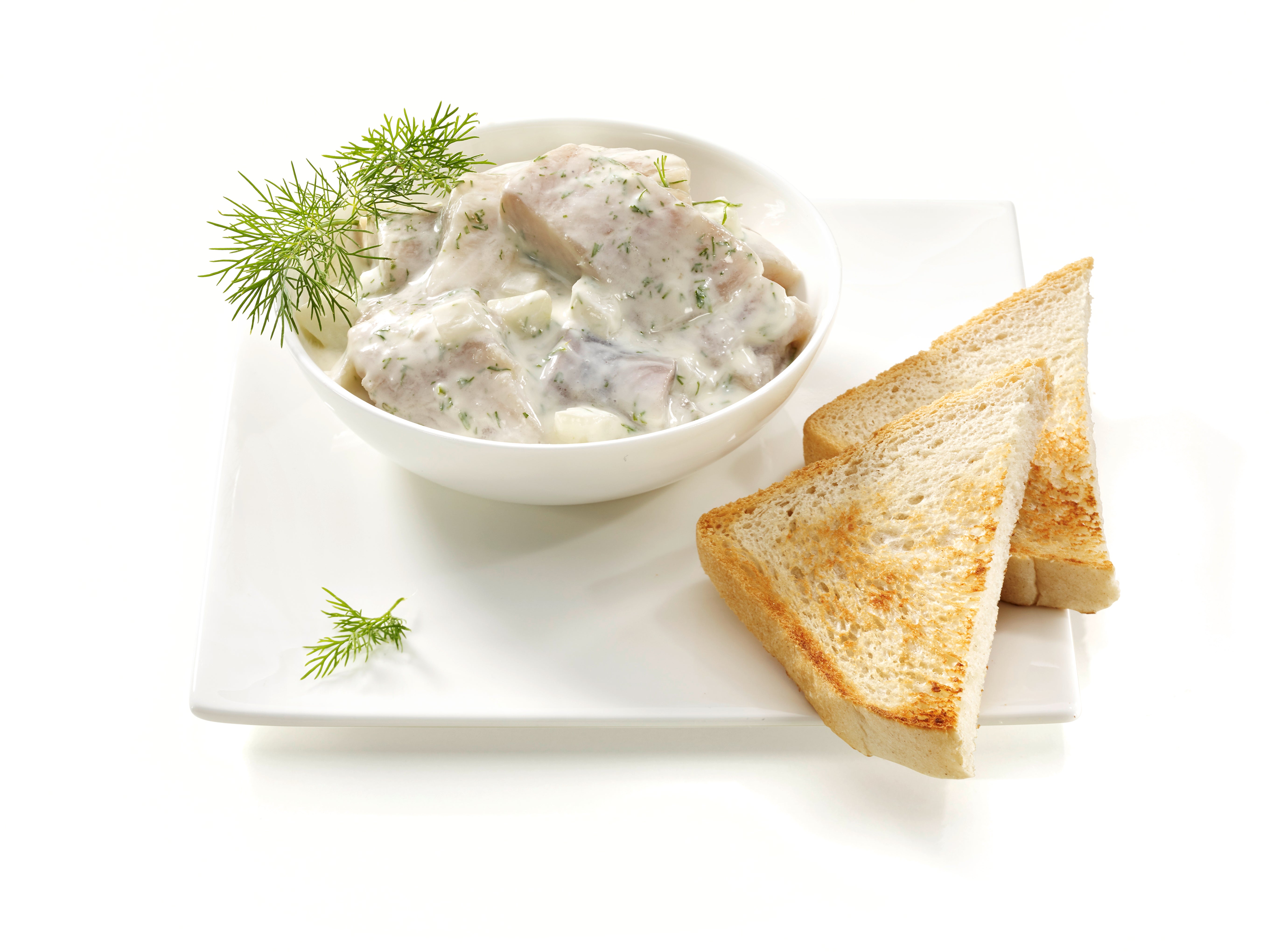 Heringshappen in Dillsoße