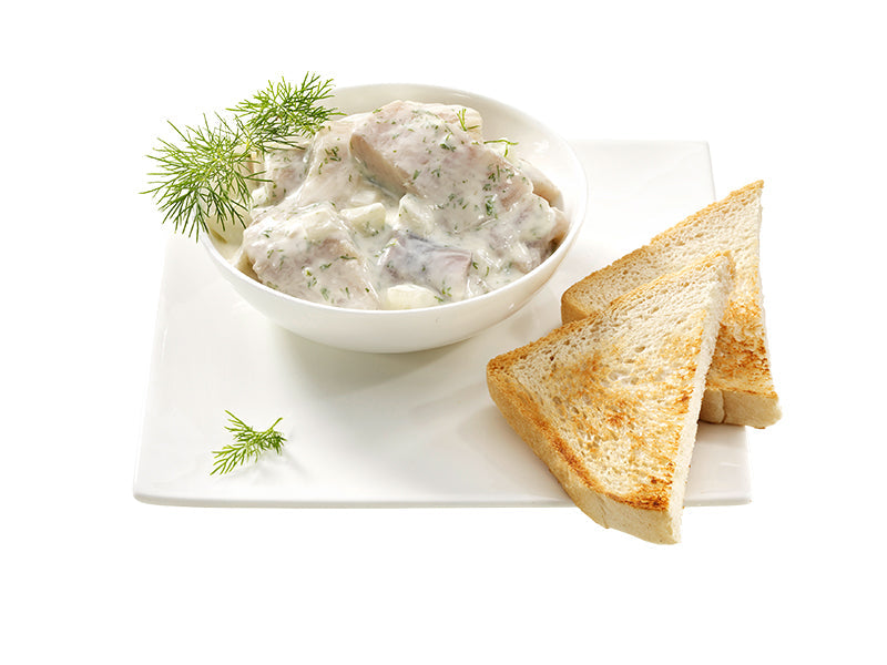 Heringshappen in Dillsoße